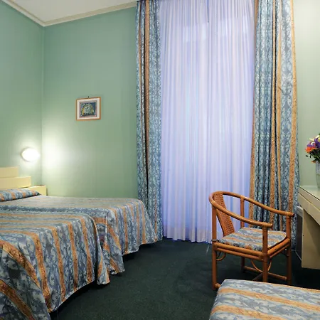 Hotel Patria 3*